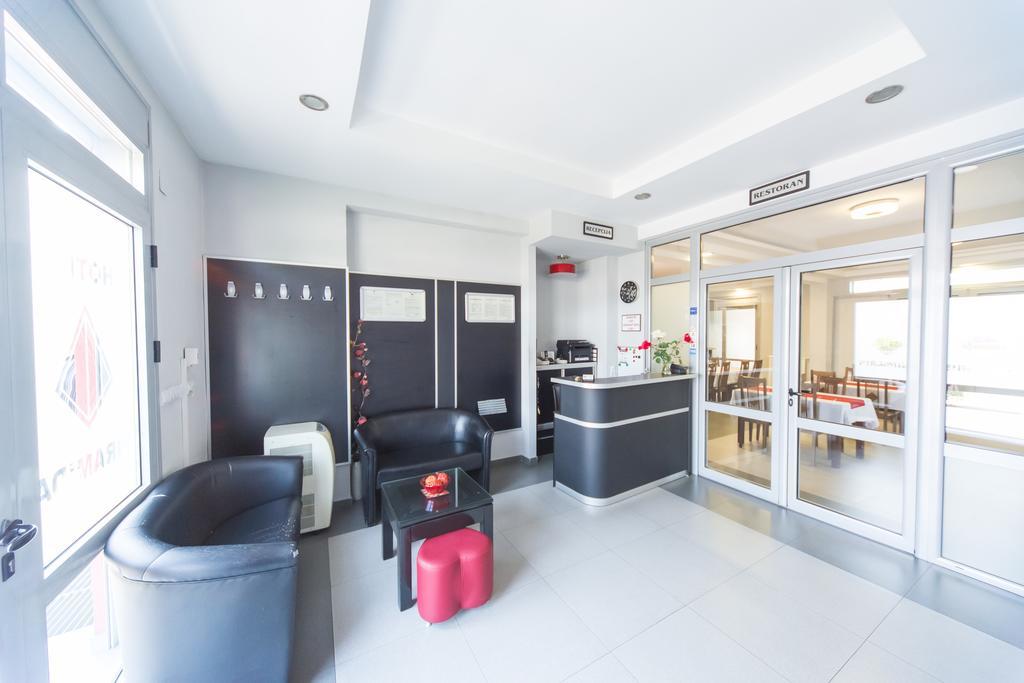 Hotel Piramida Podgorica Esterno foto