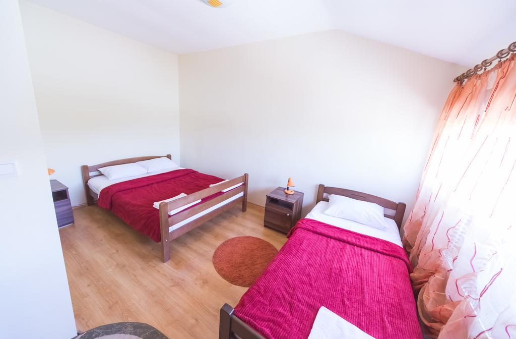 Hotel Piramida Podgorica Esterno foto
