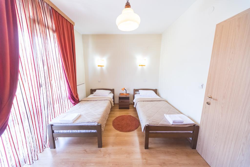 Hotel Piramida Podgorica Esterno foto