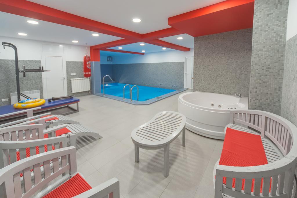 Hotel Piramida Podgorica Esterno foto