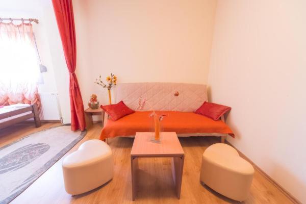 Hotel Piramida Podgorica Esterno foto